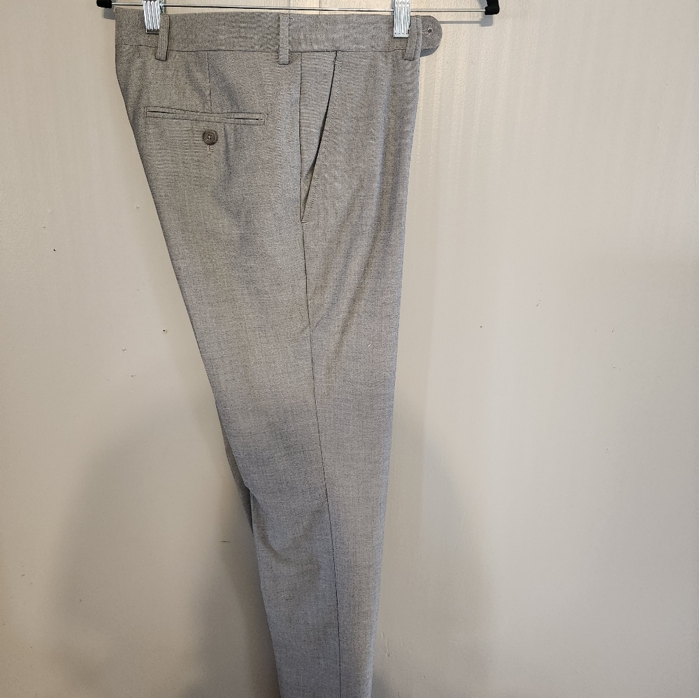 Perry Ellis suit - Picture 5 of 8